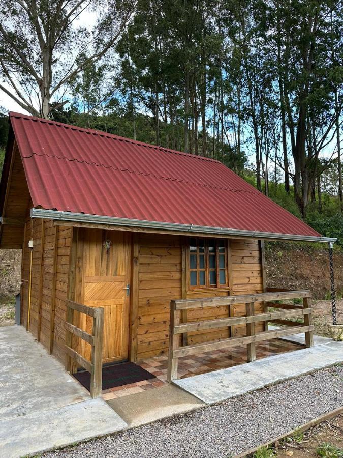 Pousada Pedra Da Mata Chales Na Montanha Munhoz Extérieur photo